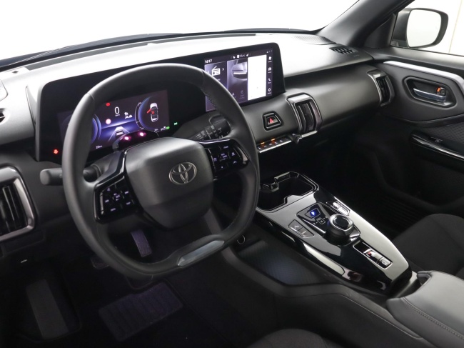 Toyota Urban Cruiser - Dynamic 61 kWh