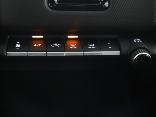 Toyota Urban Cruiser - Dynamic 61 kWh