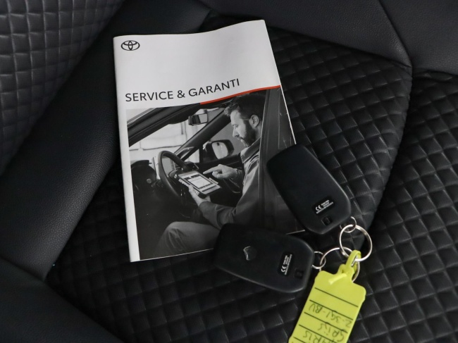 Toyota Yaris - 1.5 Hybrid Dynamic Limited