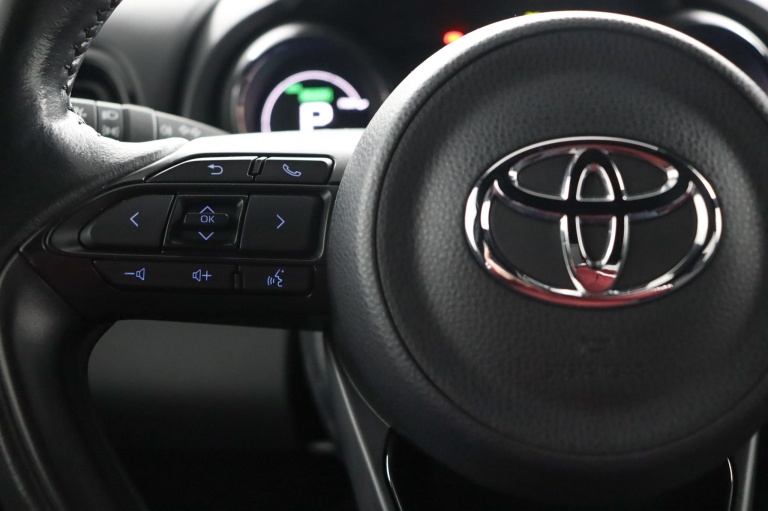 Toyota Yaris - 1.5 Hybrid Dynamic Limited 19