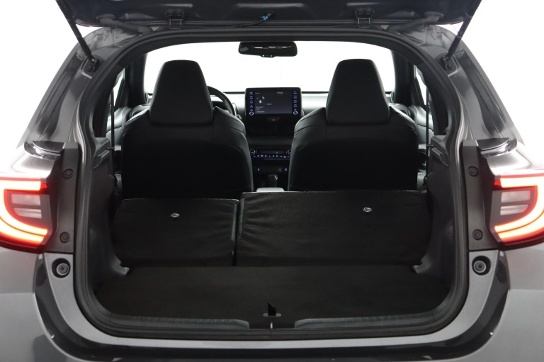 Toyota Yaris - 1.5 Hybrid Dynamic Limited 26