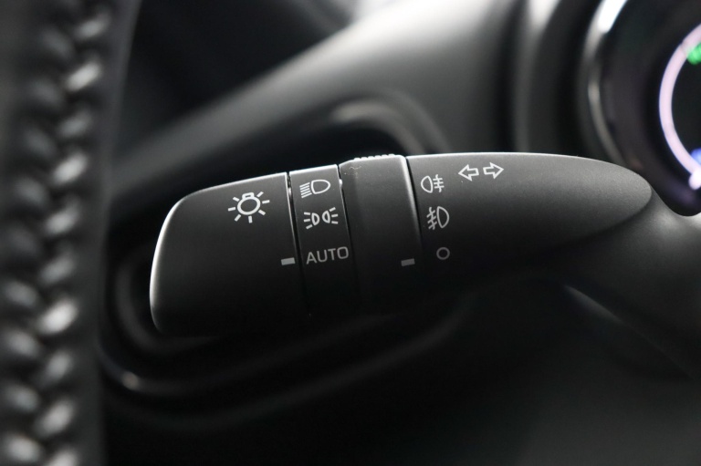 Toyota Yaris - 1.5 Hybrid Dynamic Limited 30