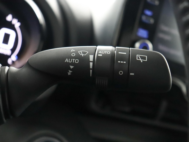 Toyota Yaris - 1.5 Hybrid Dynamic Limited