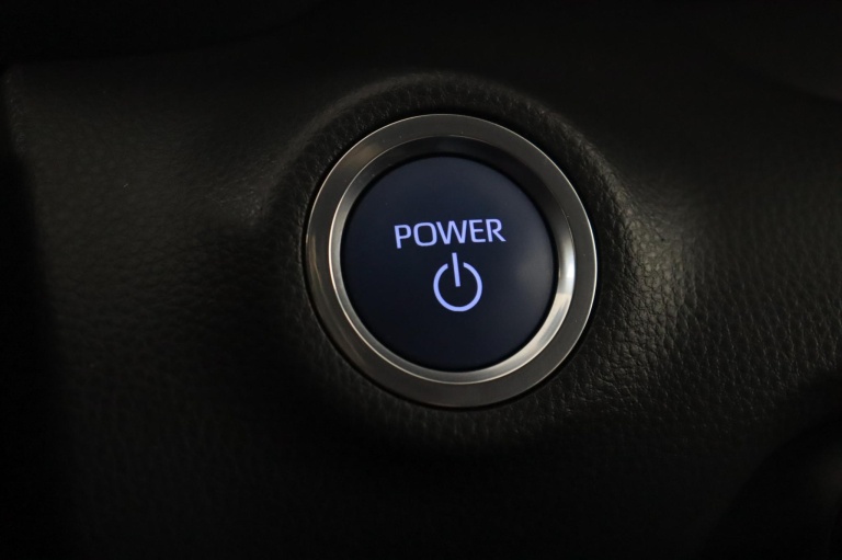 Toyota Yaris - 1.5 Hybrid Dynamic Limited 47