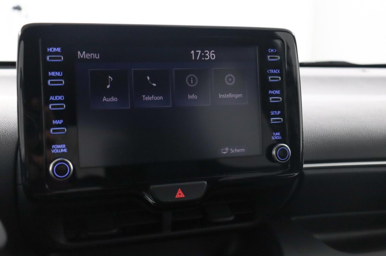 Toyota Yaris - 1.5 Hybrid Dynamic Limited 49