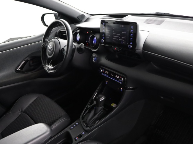 Toyota Yaris - 1.5 Hybrid Dynamic Limited