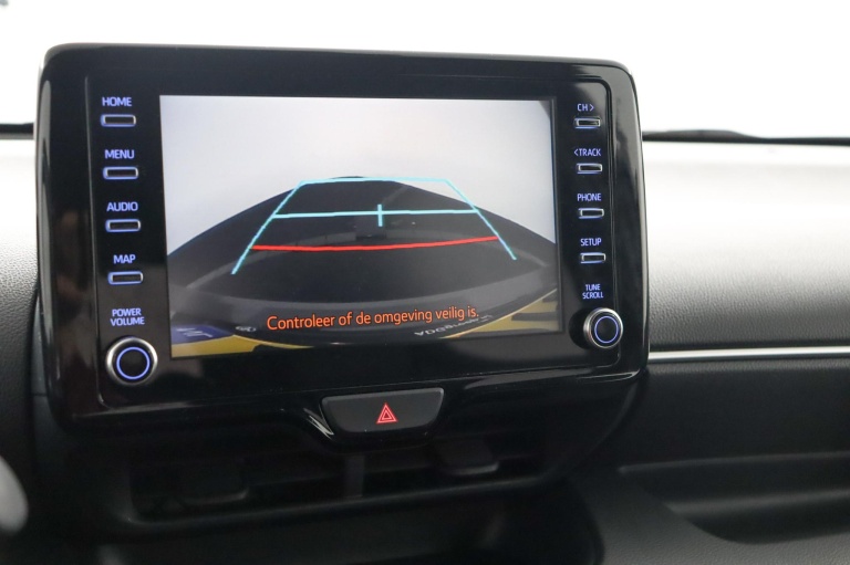 Toyota Yaris - 1.5 Hybrid Dynamic Limited 9