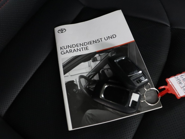 Toyota RAV4 - 2.5 Plug-in Hybrid AWD Bi-Tone Plus