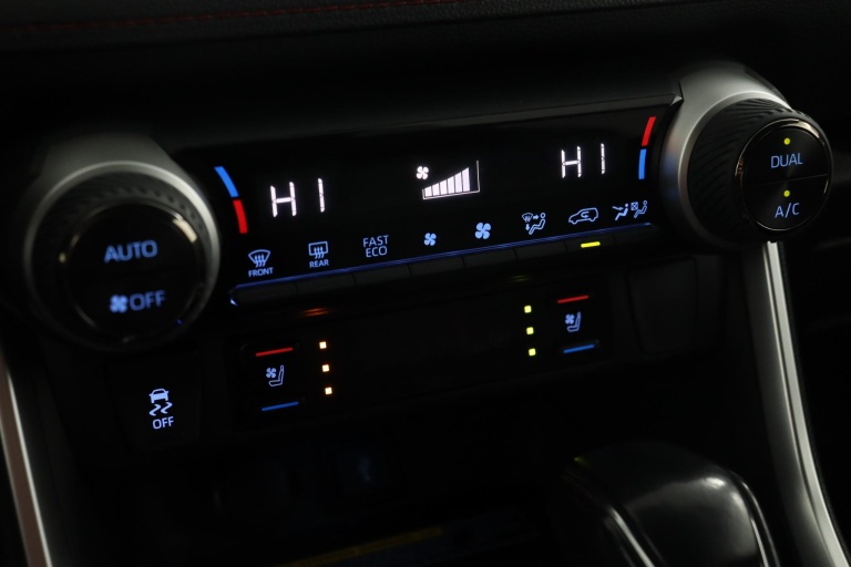 Toyota RAV4 - 2.5 Plug-in Hybrid AWD Bi-Tone Plus 7