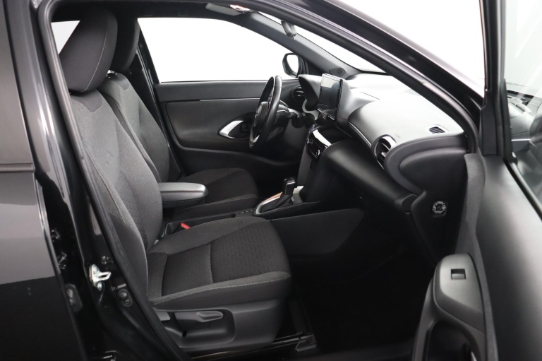 Toyota Yaris Cross - 1.5 Hybrid First Edition 14