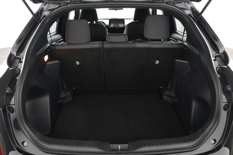 Toyota Yaris Cross - 1.5 Hybrid First Edition 16