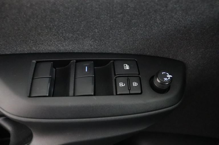 Toyota Yaris Cross - 1.5 Hybrid First Edition 20