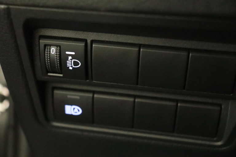 Toyota Yaris Cross - 1.5 Hybrid First Edition 21