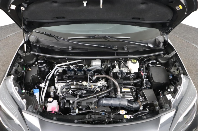 Toyota Yaris Cross - 1.5 Hybrid First Edition 32