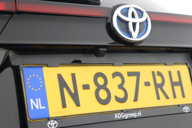 Toyota Yaris Cross - 1.5 Hybrid First Edition 24