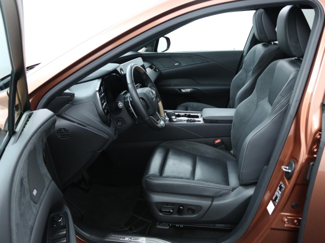 Lexus RX - 450h+ Plug-in Hybrid President Line