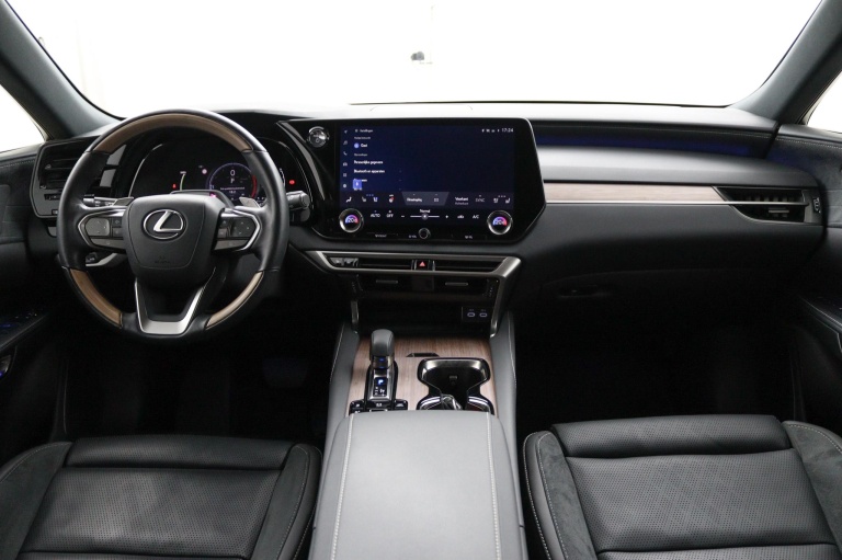 Lexus RX - 450h+ Plug-in Hybrid President Line 4