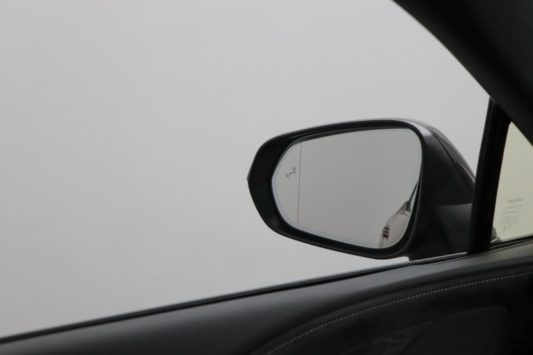 Lexus RX - 450h+ Plug-in Hybrid President Line 57