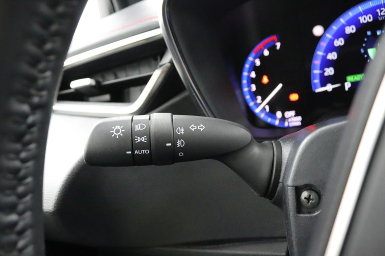 Toyota Corolla Touring Sports - 1.8 Hybrid Executive 20