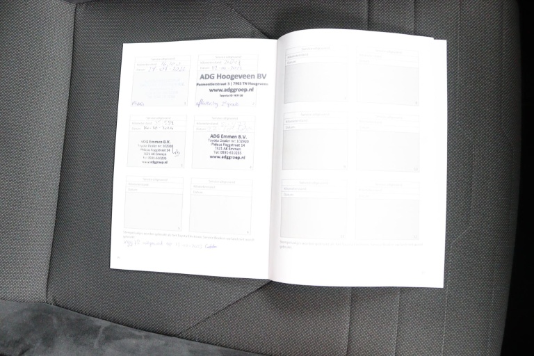 Toyota Corolla Touring Sports - 1.8 Hybrid Executive 27