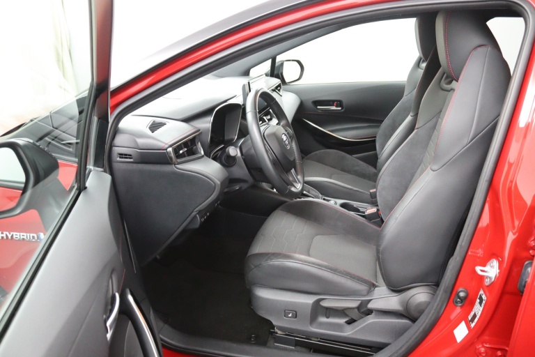 Toyota Corolla Touring Sports - 1.8 Hybrid Executive 9