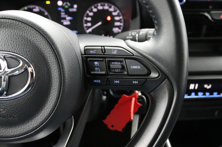 Toyota Yaris - 1.5 Hybrid Active 19