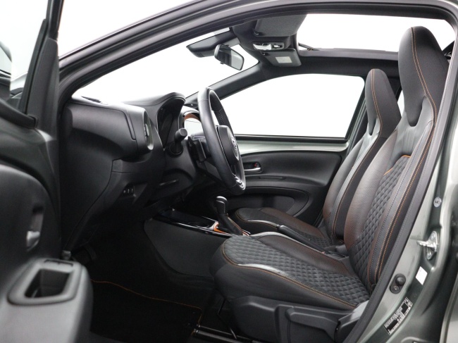 Toyota Aygo X - 1.0 VVT-i S-CVT Limited