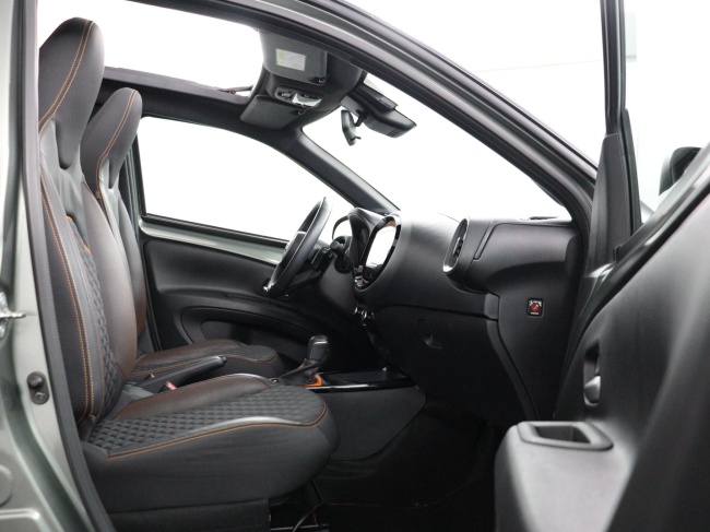 Toyota Aygo X - 1.0 VVT-i S-CVT Limited