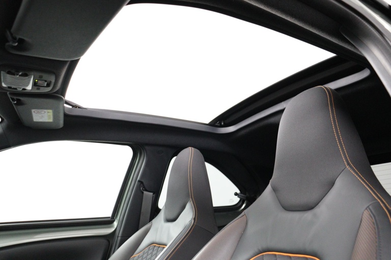 Toyota Aygo X - 1.0 VVT-i S-CVT Limited 38