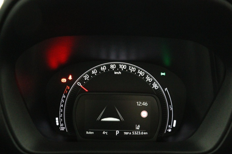 Toyota Aygo X - 1.0 VVT-i S-CVT Limited 6