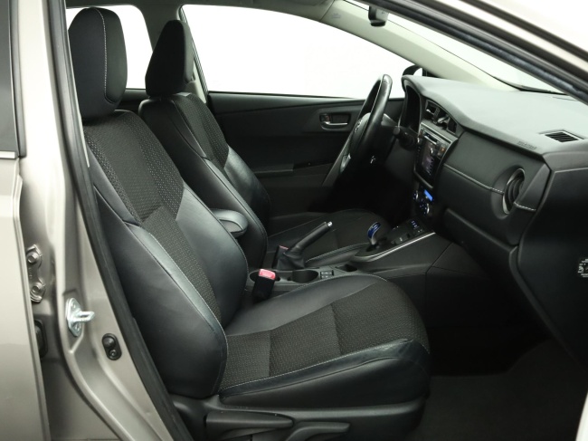 Toyota Auris - 1.8 Hybrid Executive