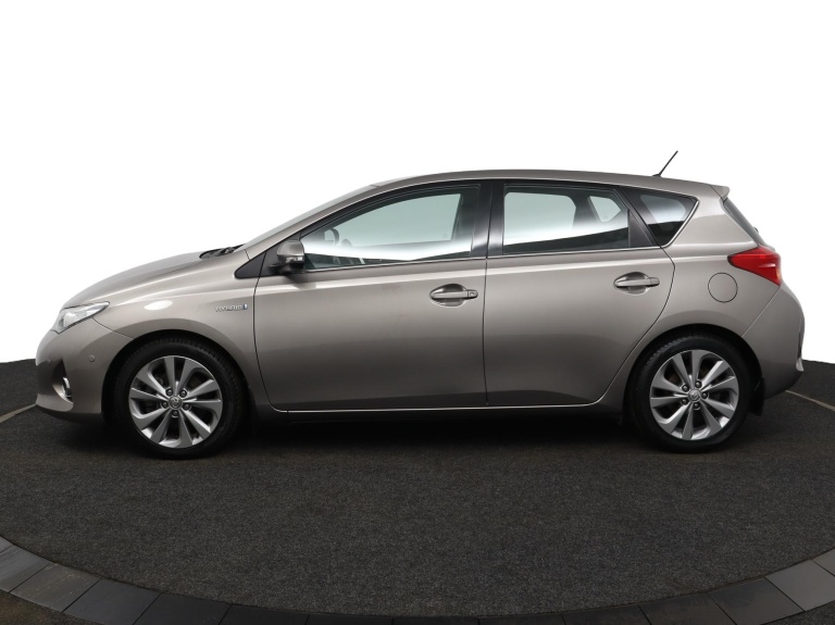 Toyota Auris - 1.8 Hybrid Executive 3