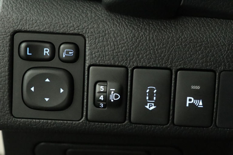 Toyota Auris - 1.8 Hybrid Executive 30