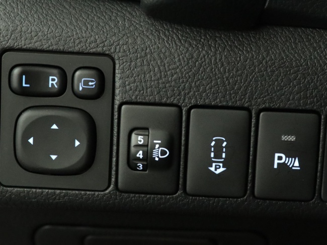 Toyota Auris - 1.8 Hybrid Executive