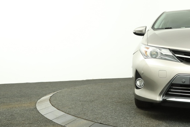 Toyota Auris - 1.8 Hybrid Executive 36