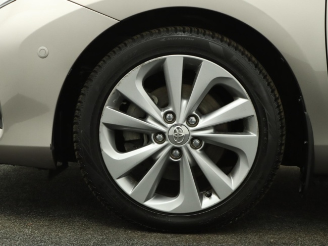 Toyota Auris - 1.8 Hybrid Executive