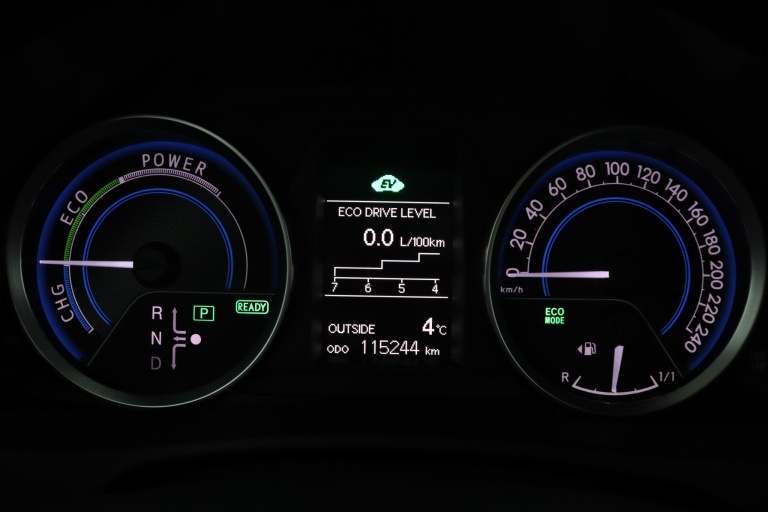 Toyota Auris - 1.8 Hybrid Executive 46