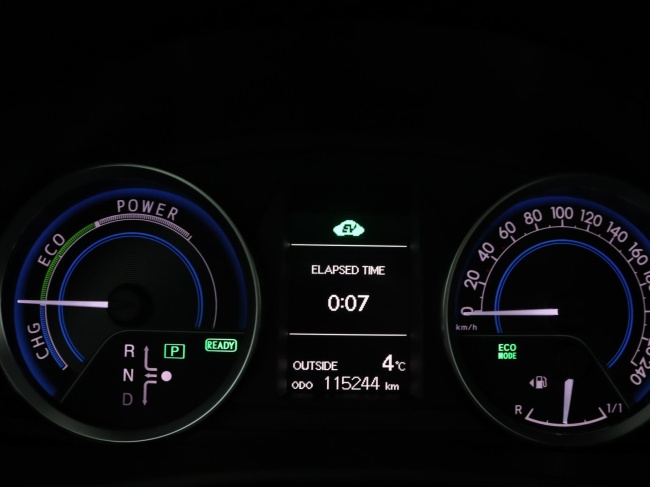 Toyota Auris - 1.8 Hybrid Executive