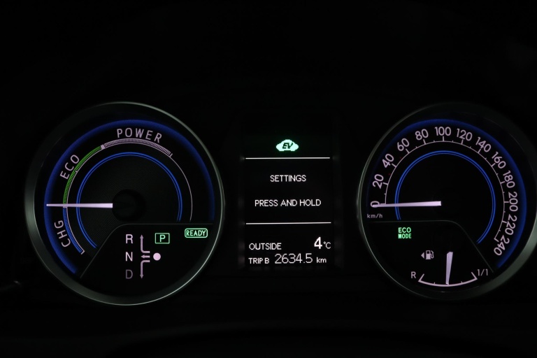 Toyota Auris - 1.8 Hybrid Executive 53