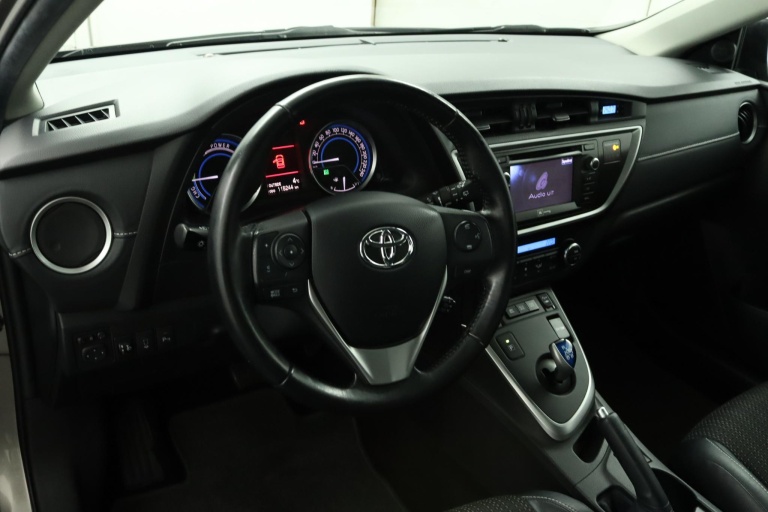 Toyota Auris - 1.8 Hybrid Executive 61