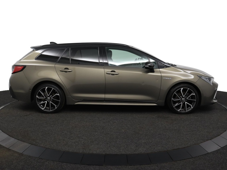 Toyota Corolla Touring Sports - 2.0 Hybrid Executive 13