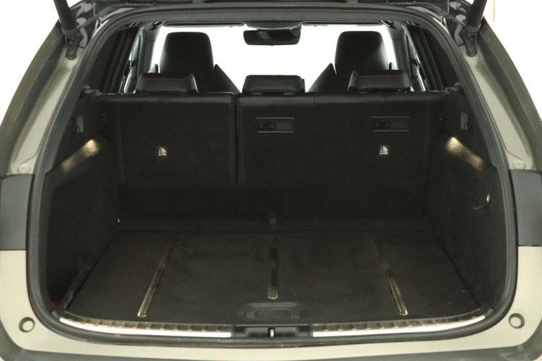 Toyota Corolla Touring Sports - 2.0 Hybrid Executive 24