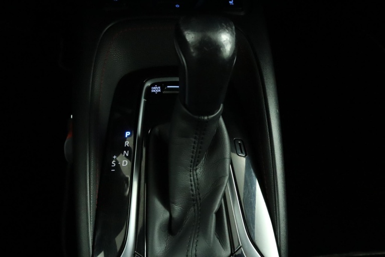 Toyota Corolla Touring Sports - 2.0 Hybrid Executive 27