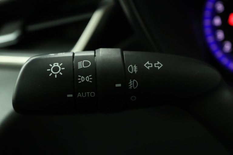 Toyota Corolla Touring Sports - 2.0 Hybrid Executive 32