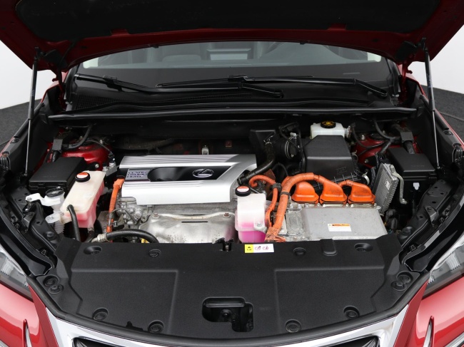 Lexus NX - 300h AWD President Line