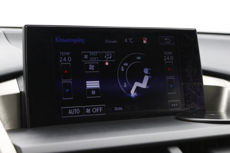 Lexus NX - 300h AWD President Line 50