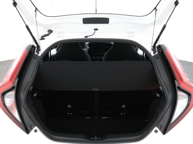 Toyota Aygo X - 1.0 VVT-i MT Play
