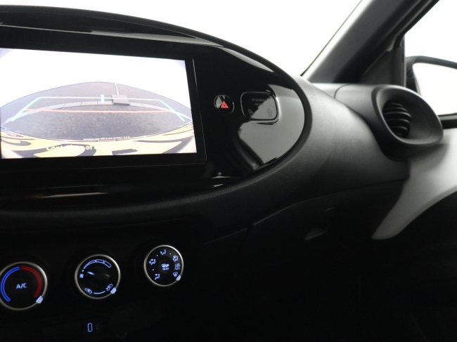 Toyota Aygo X - 1.0 VVT-i MT Play