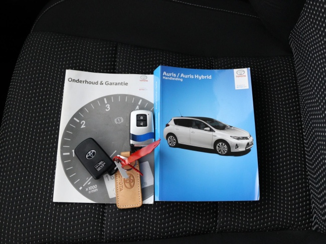 Toyota Auris - 1.8 Hybrid Lease