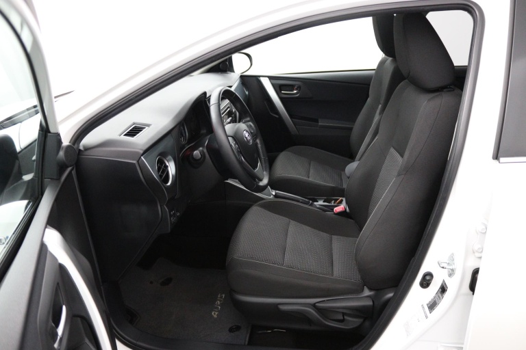 Toyota Auris - 1.8 Hybrid Lease 17